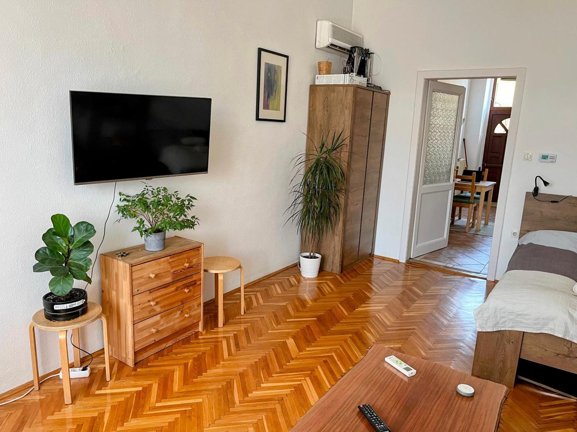 Domos Buda Castle Balcony Apartment Budapest Exterior photo
